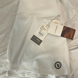 Vuori women’s volley skirt